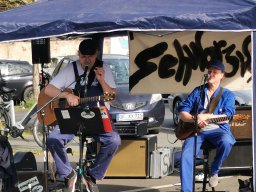 Schwarzworz zu Zwatt uff Wochenmarkt Bowehause
